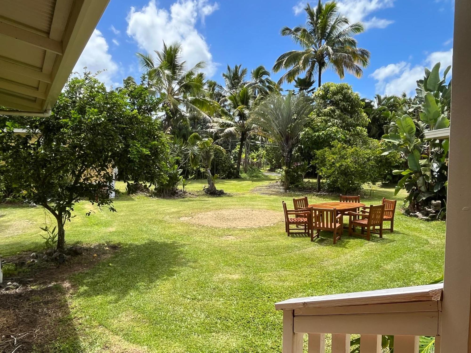 Aaron'S Cottage Hilo Buitenkant foto
